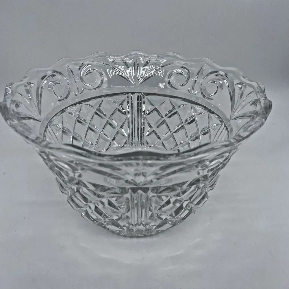 Vintage Crystal Center Piece / Candy / Serving Bowl 9